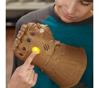 Manopla do Infinito Eletrônica - Vingadores: Guerra Infinita - Thanos - Hasbro